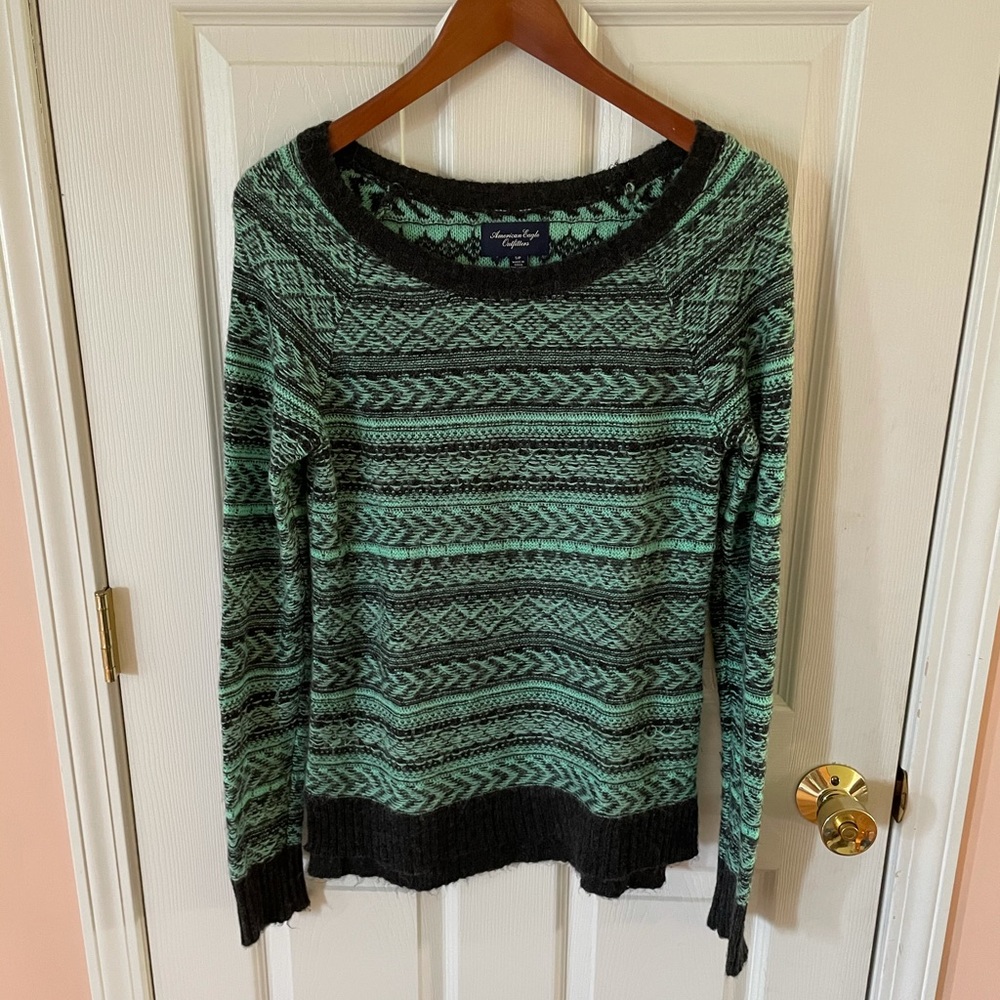 American Eagle Outfitters Sweater - Size XS